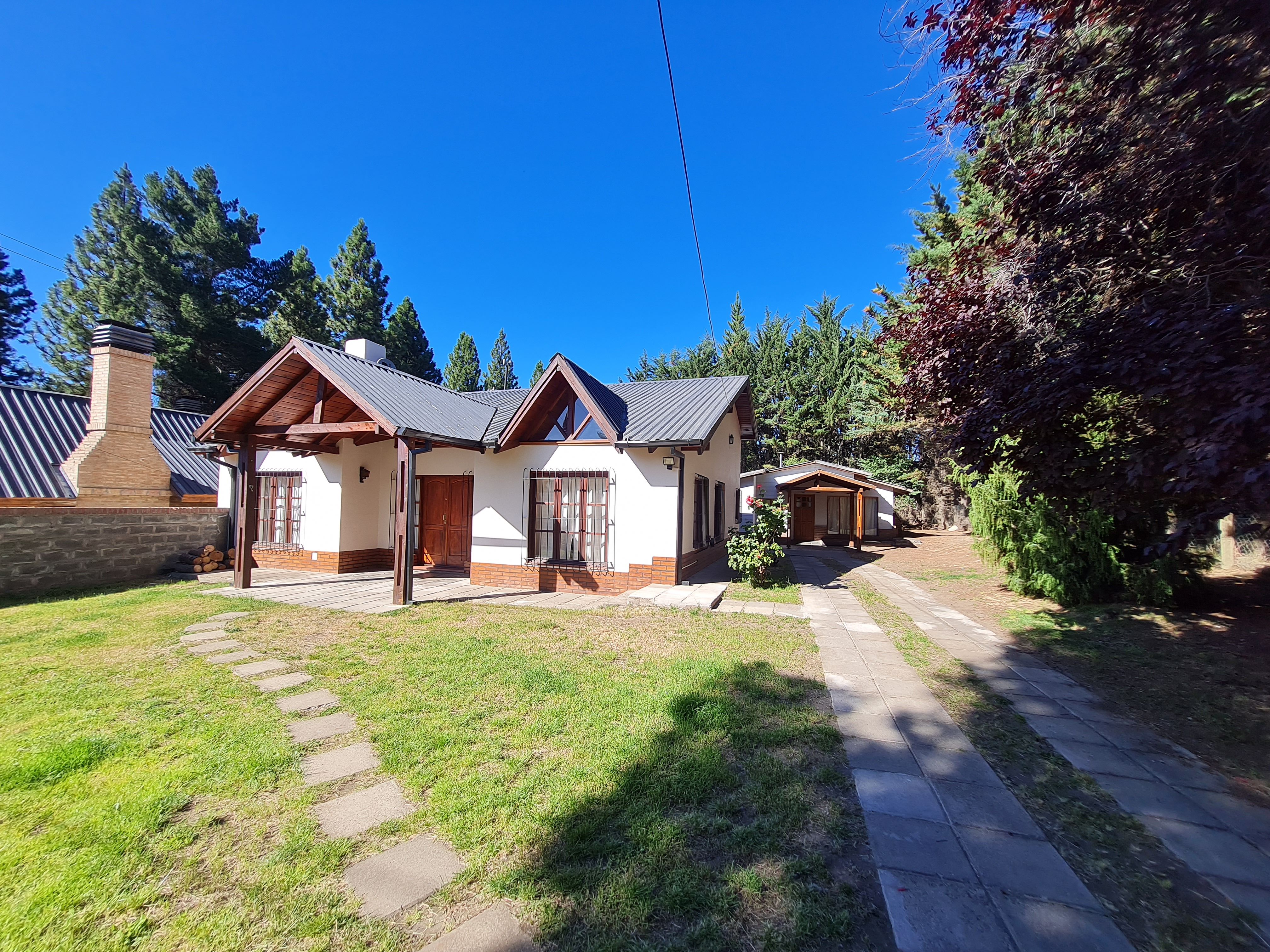 Casa en Alquiler V Ayelén