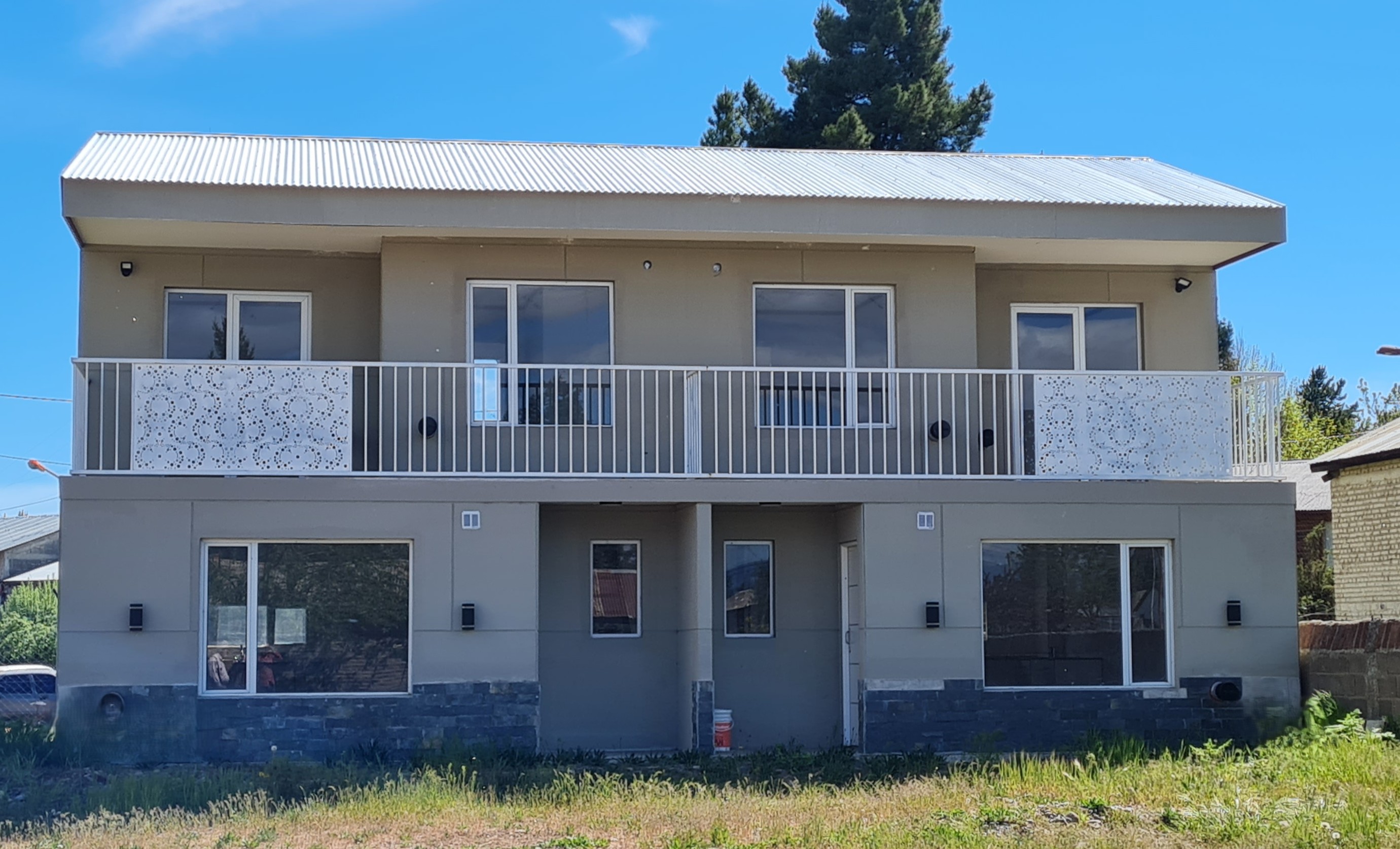 Duplex en Alquiler TREVELIN